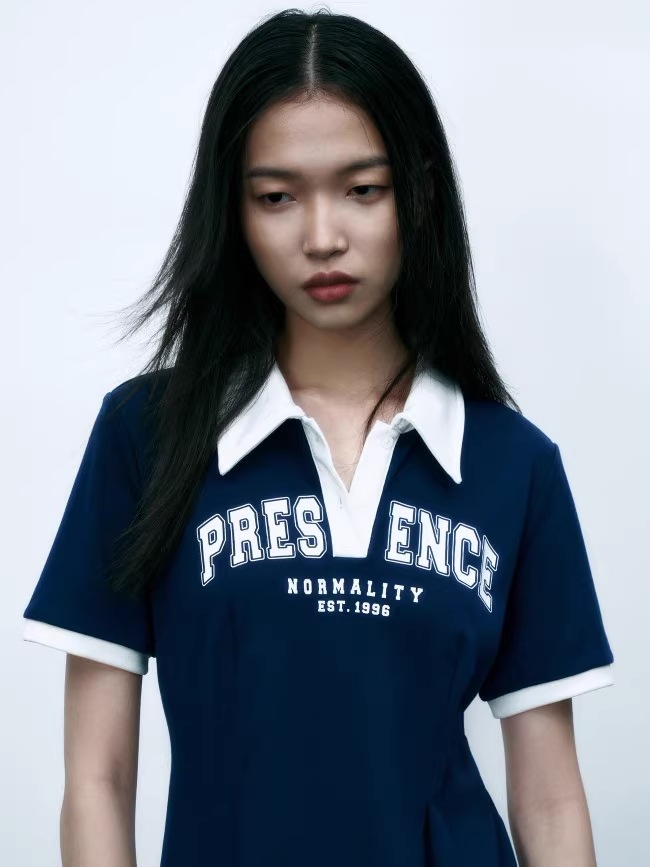 夏 婦人服 アメリカン カレッジ スタイル レター プリント プリーツ ポロ ドレス 学生風 個性的 ワンピース ミニ ミニ丈 ショート ショート丈 袖あり 半袖 Vネック 襟付き シンプル 大人 夏 婦人服 アメリカン カレッジ スタイル レター プリント プリーツ ポロ ドレス 学生風 個性的 ワンピース ミニ ミニ丈 ショート ショート丈 袖あり 半袖 Vネック 襟付き シンプル 大人