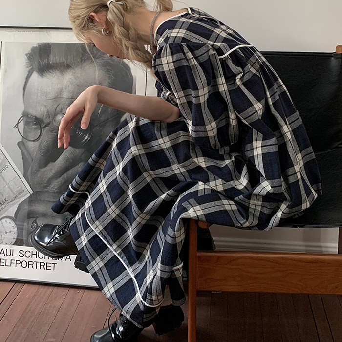 ワンピース ドールドレス プルオーバー ロングスカート シャツワンピース ロング ロング丈 袖あり 五分袖 ラウンドネック 襟なし ストレート ワイド ボタンあり かわいい 大人可愛い おしゃれ