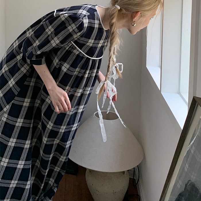 ワンピース ドールドレス プルオーバー ロングスカート シャツワンピース ロング ロング丈 袖あり 五分袖 ラウンドネック 襟なし ストレート ワイド ボタンあり かわいい 大人可愛い おしゃれ