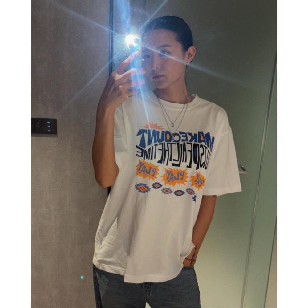 WMC Tropical T-shirt WHITE O-MOBAS5M52301 WMC Tropical T-shirt WHITE O-MOBAS5M52301