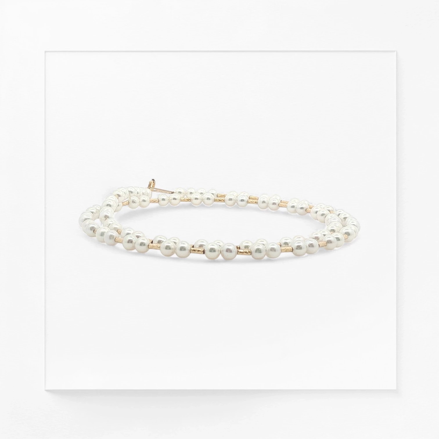 18Kゴールド淡水パールネックレス 贅沢な0.32gゴールドアクセント 18Kゴールド淡水パールネックレス 贅沢な0.32gゴールドアクセント