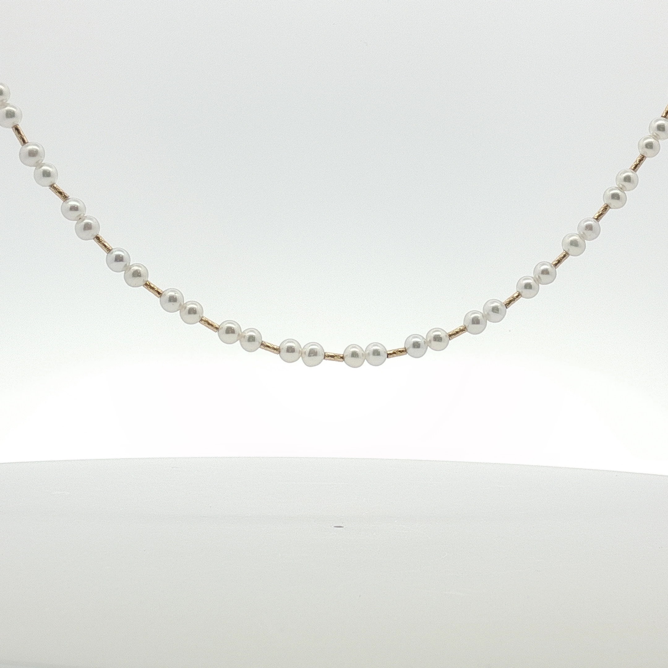 18Kゴールド淡水パールネックレス 贅沢な0.32gゴールドアクセント 18Kゴールド淡水パールネックレス 贅沢な0.32gゴールドアクセント