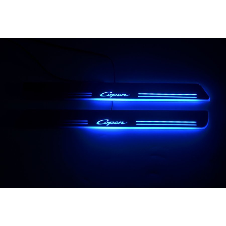 新品！ダイハツCOPENコペン流れるLEDフロントドアスカッフプレート　2枚フルセットブルー発光　内装 イルミネーション 鏡面仕様　電装関係