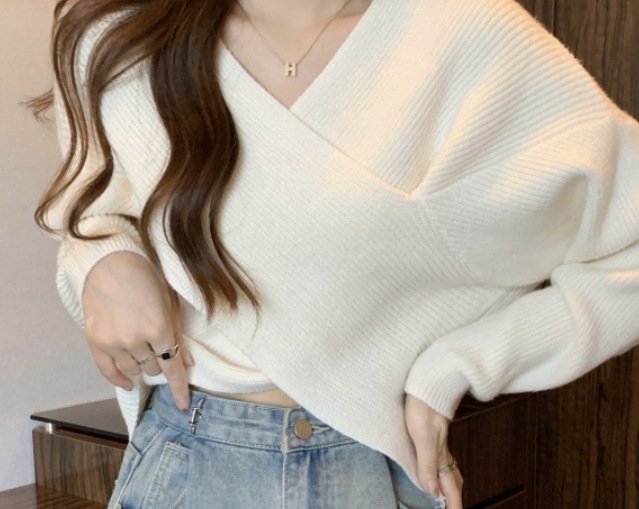 Vネックボリュームニット トップス ニット 長袖 ボリューム袖 Vネック ゆったり 大きめサイズ かわいい 可愛い きれいめ シンプル 上品 おしゃれ レトロ 可愛い ラブリー Vネックボリュームニット トップス ニット 長袖 ボリューム袖 Vネック ゆったり 大きめサイズ かわいい 可愛い きれいめ シンプル 上品 おしゃれ レトロ 可愛い ラブリー