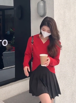 Vネックボリュームニット トップス ニット 長袖 ボリューム袖 Vネック ゆったり 大きめサイズ かわいい 可愛い きれいめ シンプル 上品 おしゃれ レトロ 可愛い ラブリー Vネックボリュームニット トップス ニット 長袖 ボリューム袖 Vネック ゆったり 大きめサイズ かわいい 可愛い きれいめ シンプル 上品 おしゃれ レトロ 可愛い ラブリー