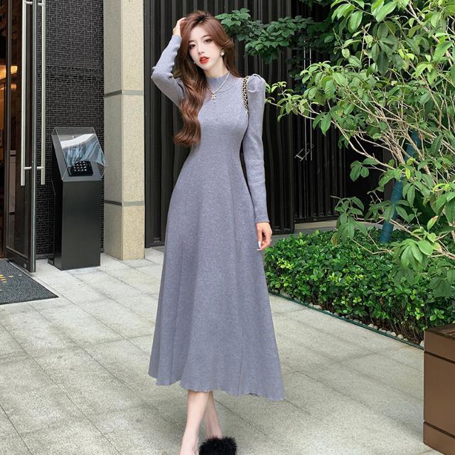 春のワンピースフレンチヴィンテージバブル袖スリミング着痩せ気質高級感ニットワンピース母の 春のワンピースフレンチヴィンテージバブル袖スリミング着痩せ気質高級感ニットワンピース母の