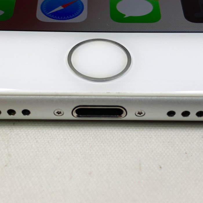 iPhone7 本体 SIMフリー 32GB Touch ID 4.7インチ ガラスフィルム特典 7-32sv-a6h5 iPhone7 本体 SIMフリー 32GB Touch ID 4.7インチ ガラスフィルム特典 7-32sv-a6h5