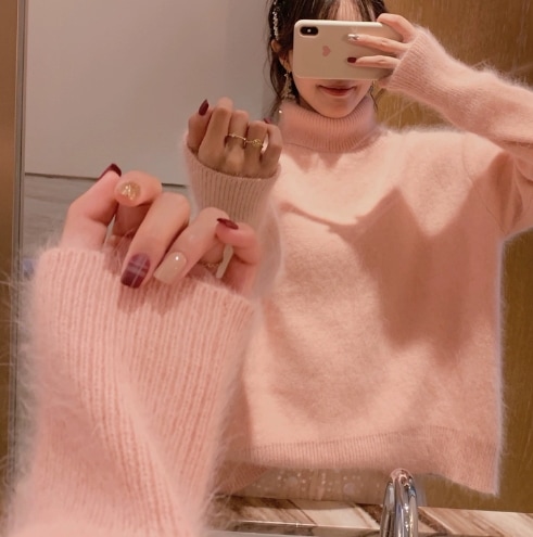 レディース トップス ニット セーター 長袖 萌袖 タートルネック もこもこ ふわふわ 厚手 モヘア ベルベット かわいい 大人可愛い きれいめ シンプル カジュアル 上品 おしゃれ ラフ ルーズ