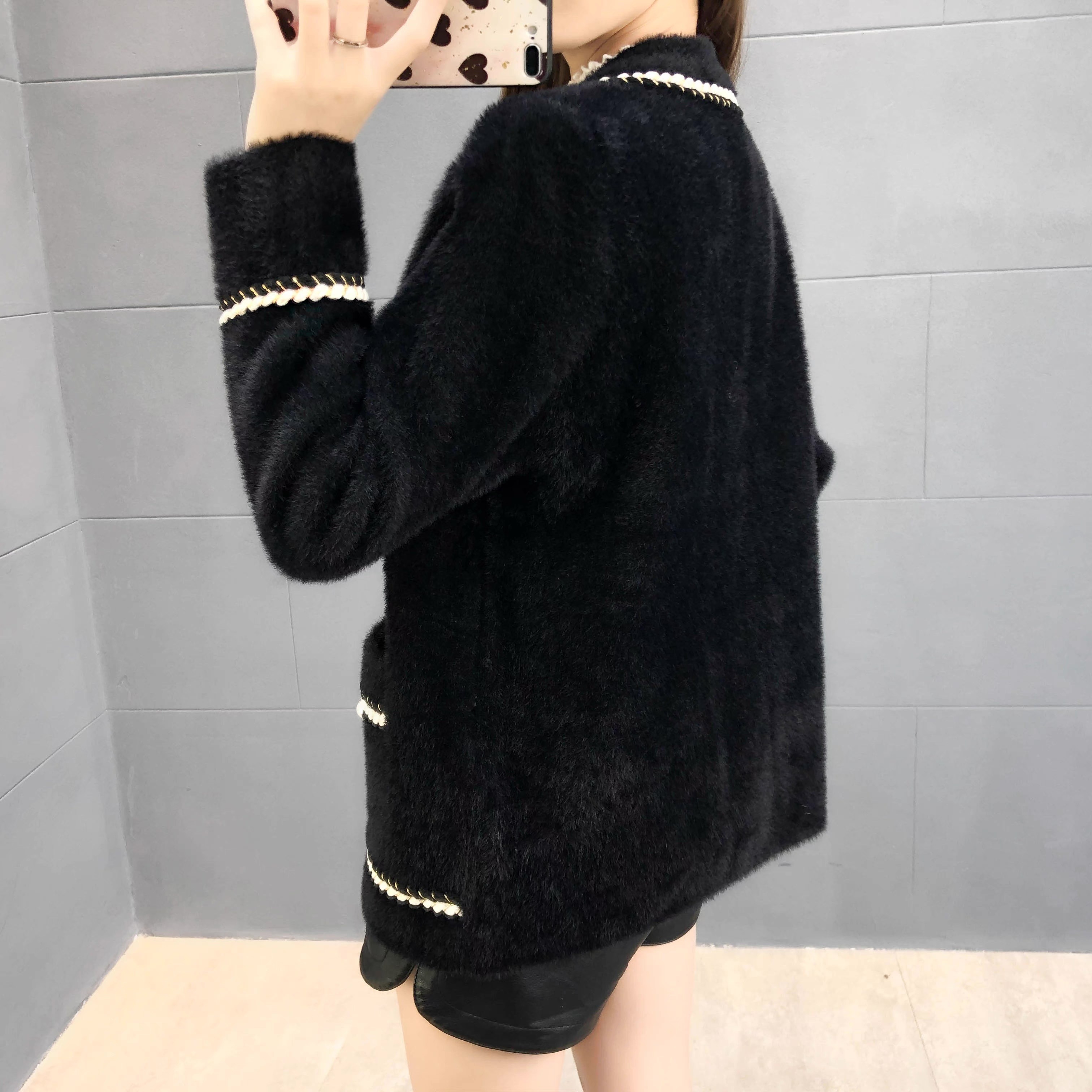 レディース ジャケット 上着 ノーカラージャケット 長袖 Uネック ラウンドネック フェミニン ポケット 前開き コンサバ ボタン かわいい 大人可愛い きれいめ 上品 おしゃれ かっこいい レトロ