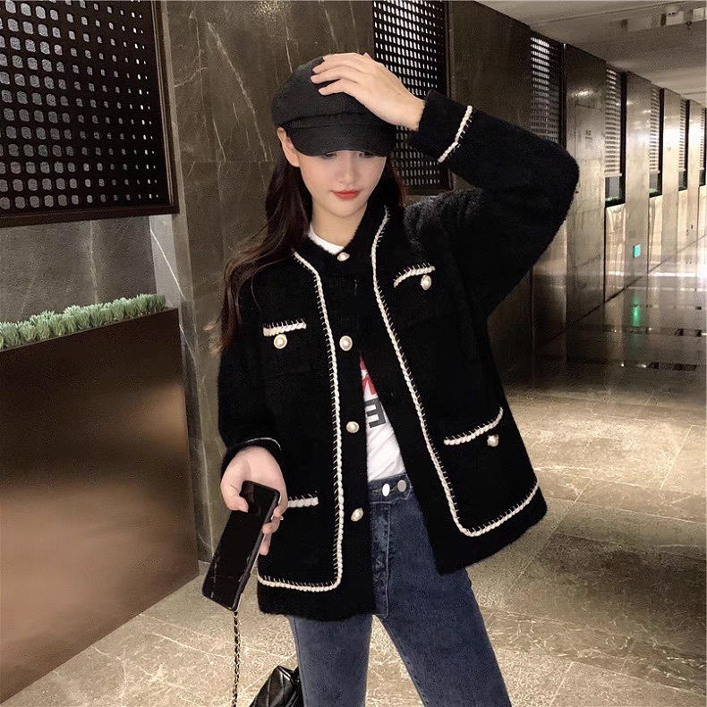 レディース ジャケット 上着 ノーカラージャケット 長袖 Uネック ラウンドネック フェミニン ポケット 前開き コンサバ ボタン かわいい 大人可愛い きれいめ 上品 おしゃれ かっこいい レトロ