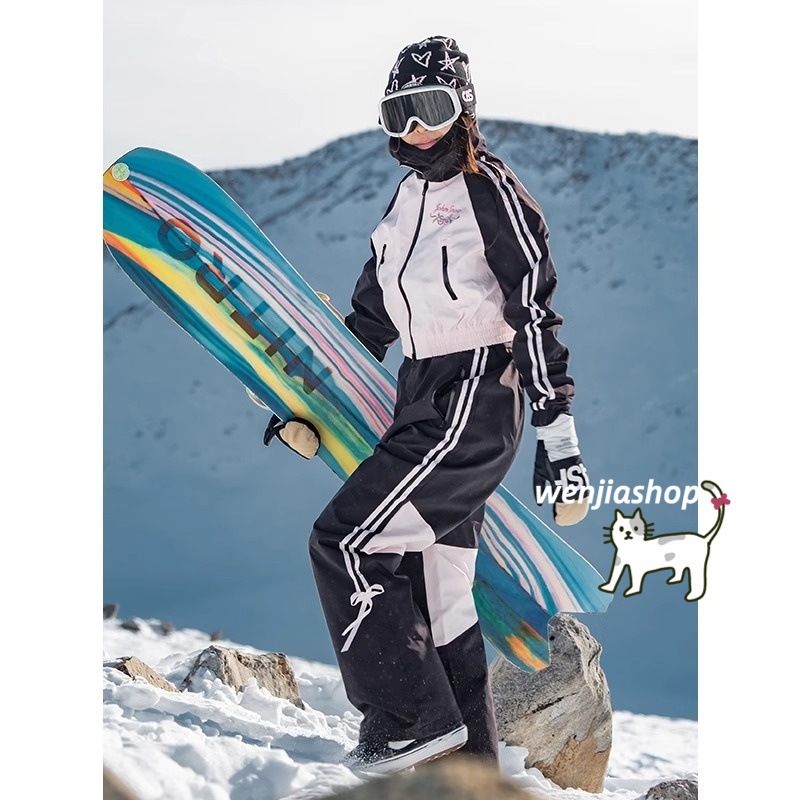 スノーボードウェア 2024 2025 上下セット メンズ レディース アウター ジャケット パンツ ズボン セットアップウィンタースポーツ 韓国風 防水防寒 スノーウェア スキーウェア スノボウェア スノーボードウェア 2024 2025 上下セット メンズ レディース アウター ジャケット パンツ ズボン セットアップウィンタースポーツ 韓国風 防水防寒 スノーウェア スキーウェア スノボウェア