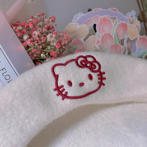 Qoo10] 暖冬色秋冬ハローキティベレー帽ハローキテ