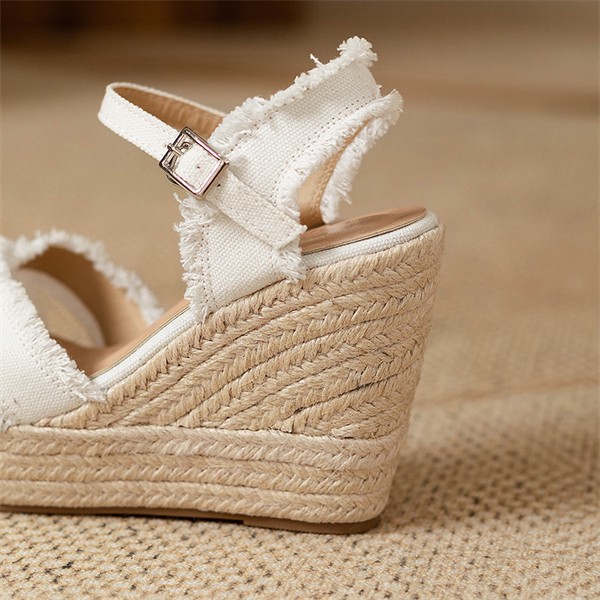 ウェッジソール サンダル レディース ストラップ 厚底 ヒール9cm ストラップサンダル 厚底サンダル おしゃれ 美脚 バックストラップ 歩きやすい カジュアル きれいめ 海 春 夏 大人 小さいサイ