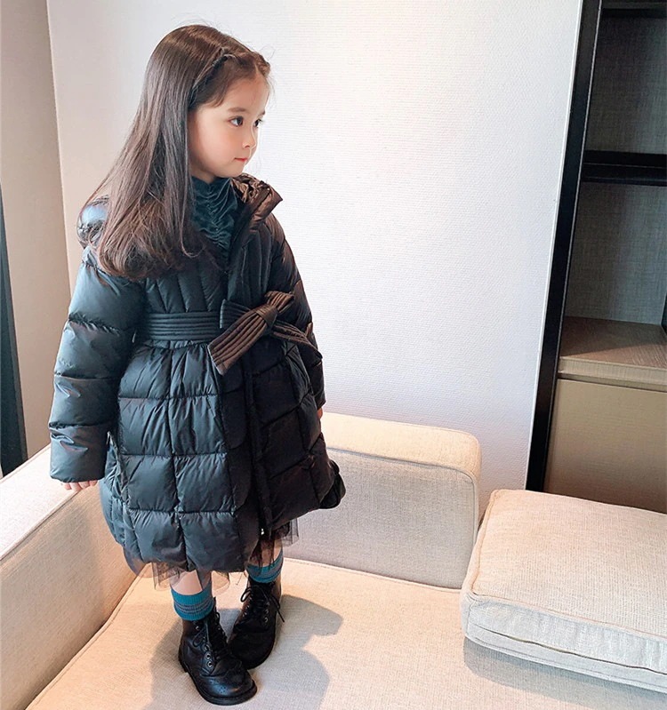 ダウンジャケット100-140CM女の子コート　ダウンコート　レース切り替え　ワンピース暖か　 キッズ 誕生日　外遊び　お出かけ　可愛い　子供用 厚手 防寒 ジャケット