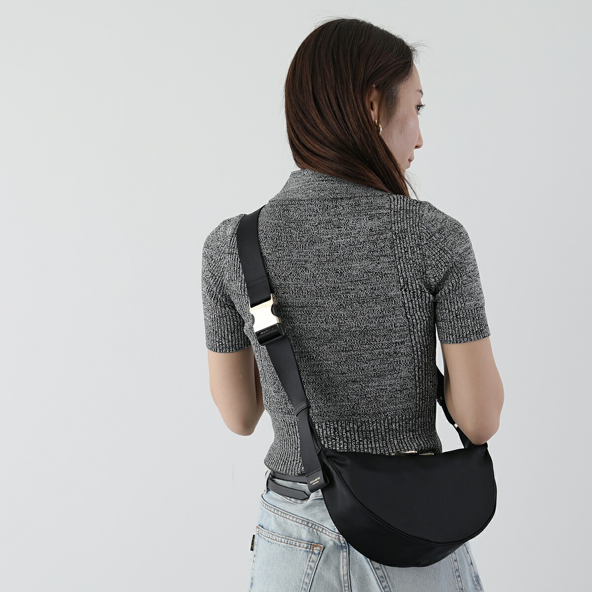 VIOLAdORO ヴィオラドーロ ボディバッグ BIANCA V-2247 レディース ナイロン ショルダーバッグ バックル クロスボディ 鞄 カラー3色 VIOLAdORO ヴィオラドーロ ボディバッグ BIANCA V-2247 レディース ナイロン ショルダーバッグ バックル クロスボディ 鞄 カラー3色