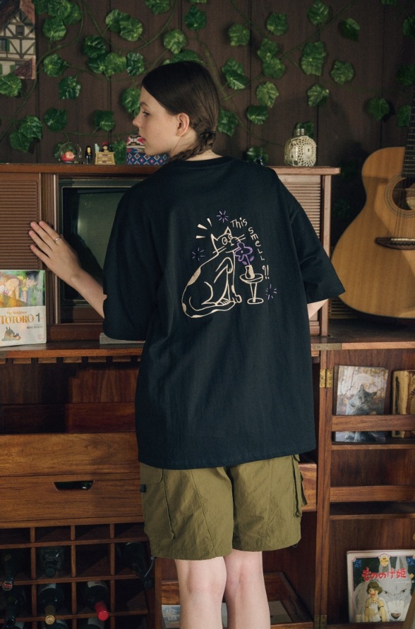 【CPGN STUDIO】 SMELL CAT Embroidery Short Sleeve Tee