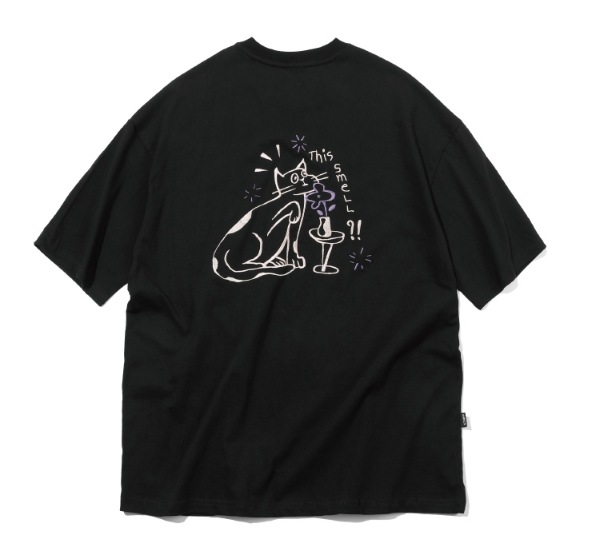 【CPGN STUDIO】 SMELL CAT Embroidery Short Sleeve Tee