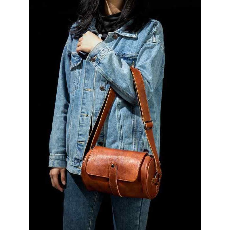 レトロ バッグ 牛革 ショルダー レザー 筒型 カジュアル コンパクト ジッパーバックル ポケット 仕切り付き 柔らかい 長さ調節 茶 黒 レトロ バッグ 牛革 ショルダー レザー 筒型 カジュアル コンパクト ジッパーバックル ポケット 仕切り付き 柔らかい 長さ調節 茶 黒