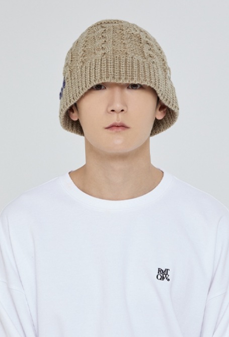 【ROMANTIC CROWN】送料・関税込★CABLE KNIT BUCKET HAT ROMANTIC CROWN】CABLE KNIT BUCKET HAT ハット