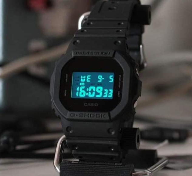 BTSのテテとグク愛用モデル⭐︎オールブラック　Gショック　新品正規品　腕時計 Qoo10] カシオ 【本物/限定数量】 【BTS テテ着用】