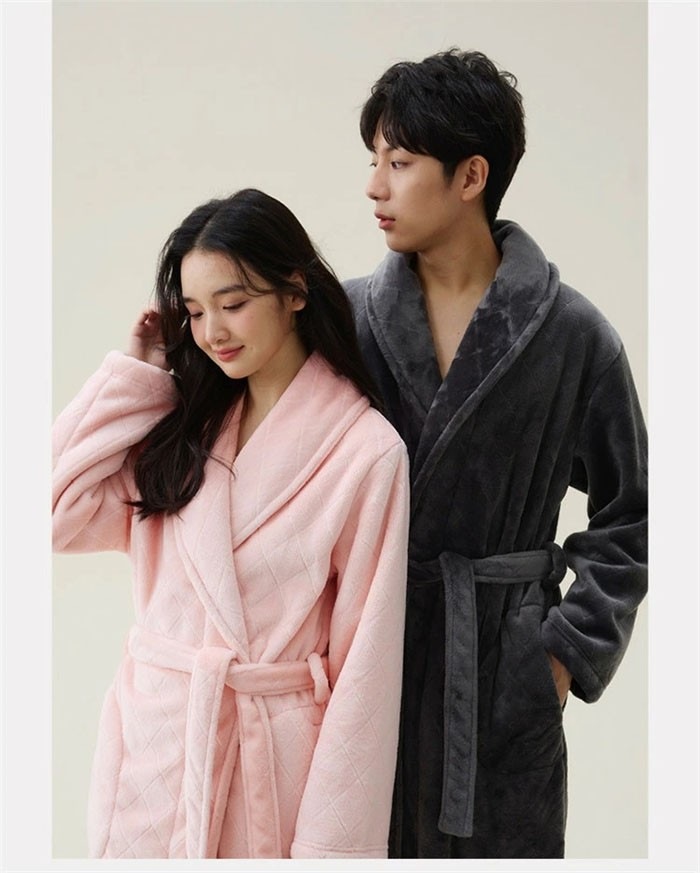 【本日限定】バスローブ レディース メンズ 冬 冬服 厚手 もこもこ ふわふわ 防寒 保温 暖かい ロング丈 部屋着 冬ルームウェア 無地 柔らかい おしゃれ きれいめ ロング パジャマ 風呂上り あ