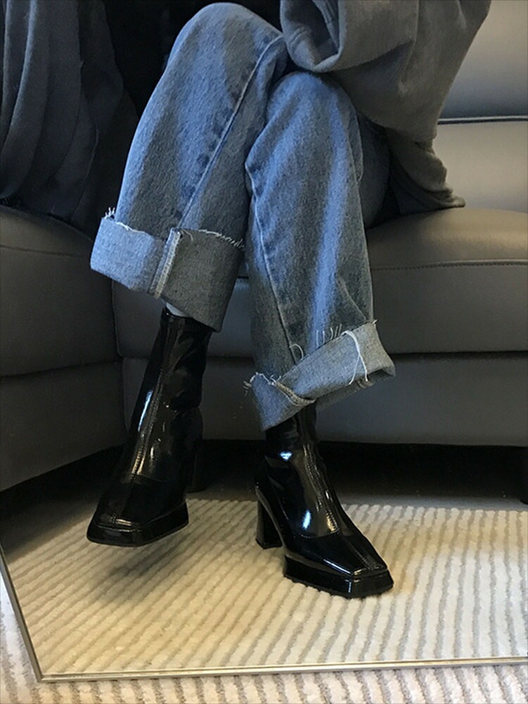 ショートブーツ レディース 韓国 厚底 合皮 キラキラ スクエアトゥ ブーツ 7cmヒール ハイヒール ストレッチブーツ ウエスタンブーツ 太ヒール 美脚 痛くない 歩きやすい 外出履き 通勤 通学 ショートブーツ レディース 韓国 厚底 合皮 キラキラ スクエアトゥ ブーツ 7cmヒール ハイヒール ストレッチブーツ ウエスタンブーツ 太ヒール 美脚 痛くない 歩きやすい 外出履き 通勤 通学