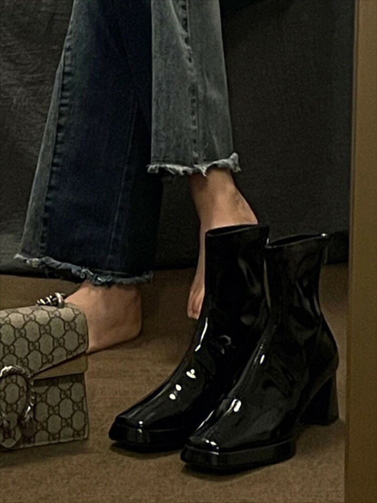 ショートブーツ レディース 韓国 厚底 合皮 キラキラ スクエアトゥ ブーツ 7cmヒール ハイヒール ストレッチブーツ ウエスタンブーツ 太ヒール 美脚 痛くない 歩きやすい 外出履き 通勤 通学 ショートブーツ レディース 韓国 厚底 合皮 キラキラ スクエアトゥ ブーツ 7cmヒール ハイヒール ストレッチブーツ ウエスタンブーツ 太ヒール 美脚 痛くない 歩きやすい 外出履き 通勤 通学