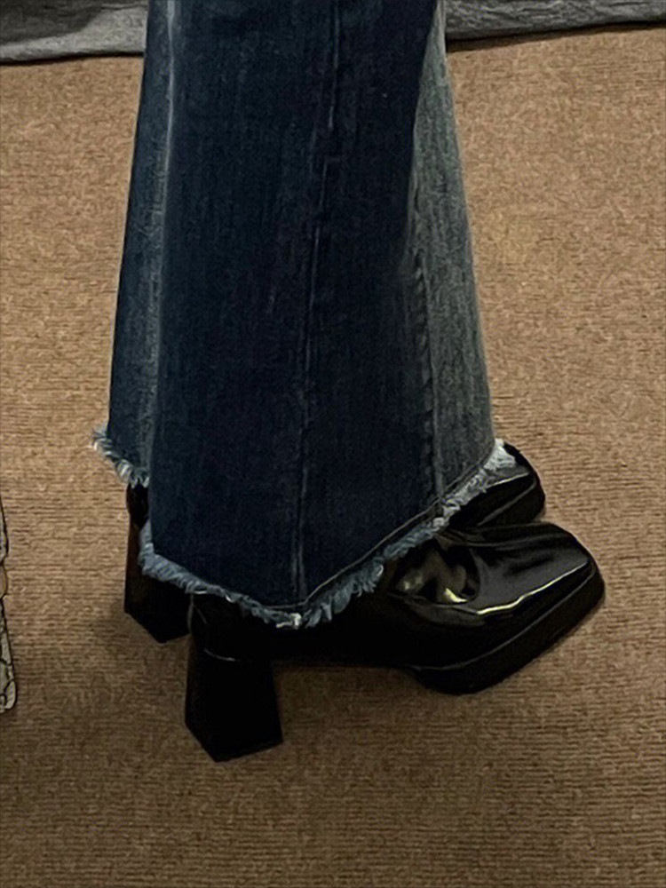 ショートブーツ レディース 韓国 厚底 合皮 キラキラ スクエアトゥ ブーツ 7cmヒール ハイヒール ストレッチブーツ ウエスタンブーツ 太ヒール 美脚 痛くない 歩きやすい 外出履き 通勤 通学 ショートブーツ レディース 韓国 厚底 合皮 キラキラ スクエアトゥ ブーツ 7cmヒール ハイヒール ストレッチブーツ ウエスタンブーツ 太ヒール 美脚 痛くない 歩きやすい 外出履き 通勤 通学