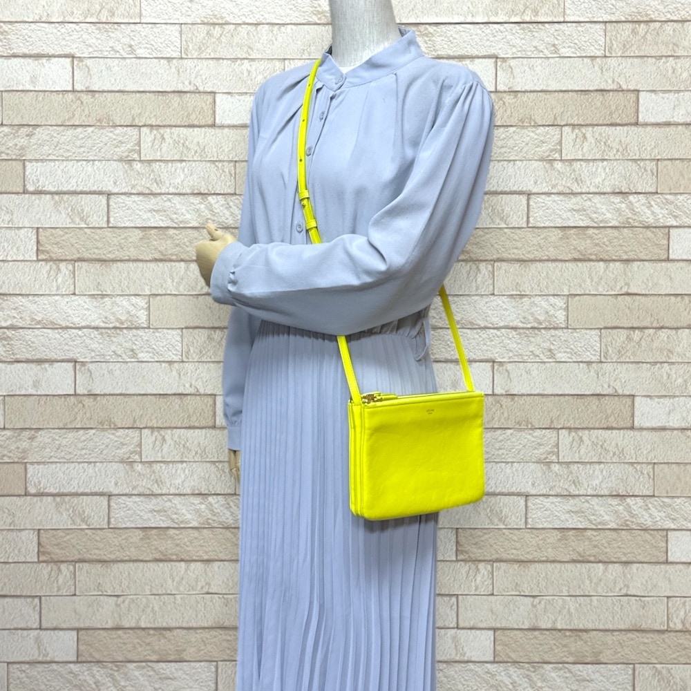 セリーヌ トリオスモール ショルダーバッグ レザー 165113ETA・11YF イエロー CELINE 中古