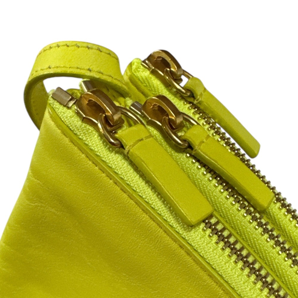 セリーヌ トリオスモール ショルダーバッグ レザー 165113ETA・11YF イエロー CELINE 中古