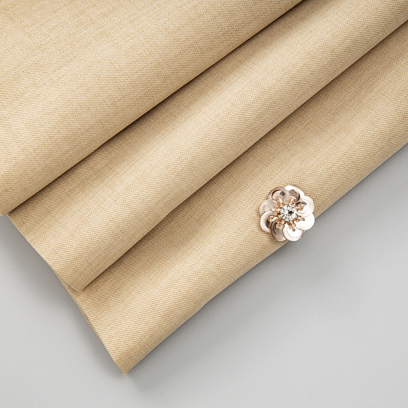 Nanyou Xiaoxiangfeng Heavy Industry Nail Diamond Sleeveless Vest + Celebrity Temperament Sequin Skir Nanyou Xiaoxiangfeng Heavy Industry Nail Diamond Sleeveless Vest + Celebrity Temperament Sequin Skir