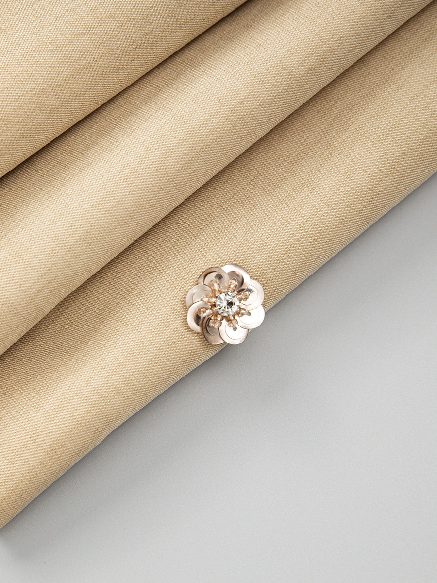 Nanyou Xiaoxiangfeng Heavy Industry Nail Diamond Sleeveless Vest + Celebrity Temperament Sequin Skir Nanyou Xiaoxiangfeng Heavy Industry Nail Diamond Sleeveless Vest + Celebrity Temperament Sequin Skir