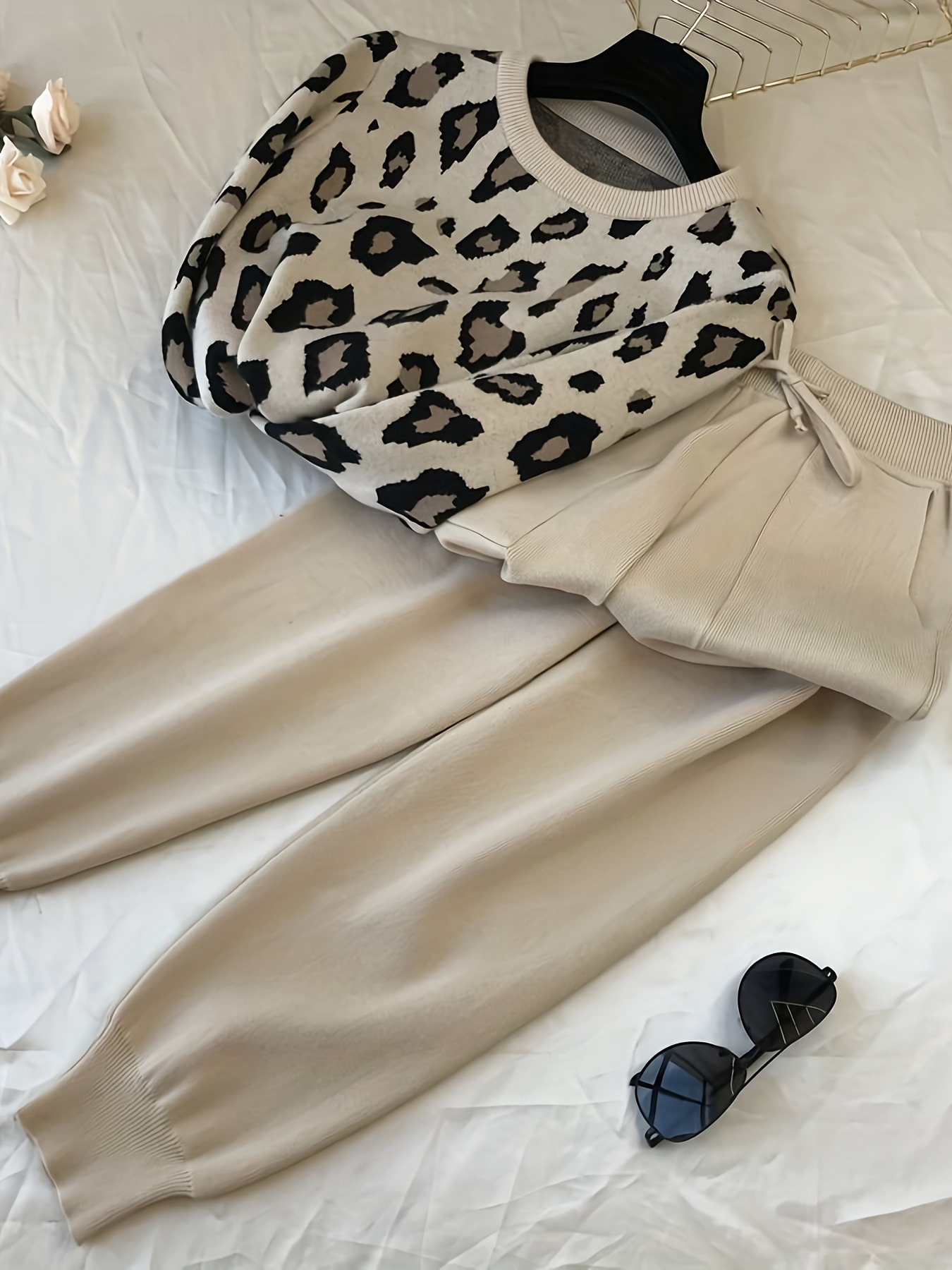 レオパード柄ニットスーツ長袖クルーネックセーター＆ドローストリングパンツ女性用