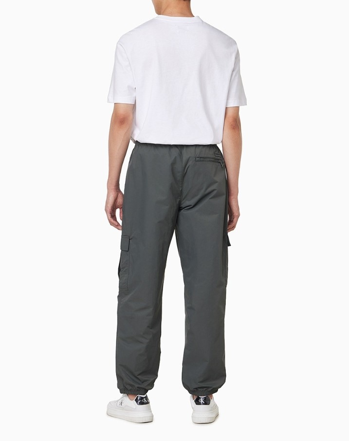 Straight Fit Nylon Cargo Jogger Pants (4RD600G-N3Z)