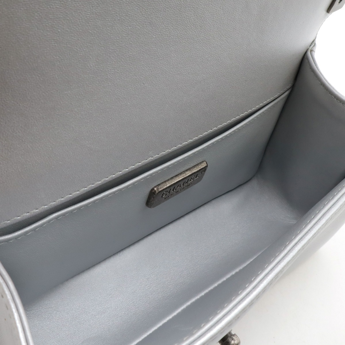 ボーイシャネル ココマーク チェーンショルダー ショルダーバッグ ポシェット 斜め掛け ガルーシャ メタリックレザー シルバ ボーイシャネル ココマーク チェーンショルダー ショルダーバッグ ポシェット 斜め掛け ガルーシャ メタリックレザー シルバ