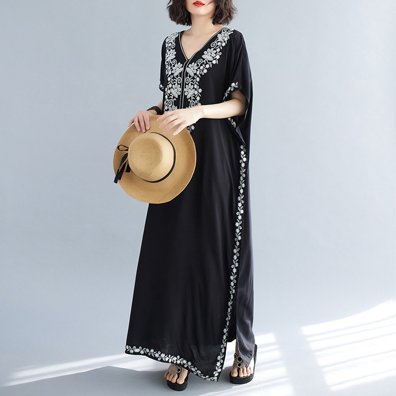レディース マキシワンピース エスニック刺繍 オーバーサイズ 黒 ストレート ポンチョ袖 ワイド シンプル 大人 おしゃれ こなれ感 個性的 春 夏 30代 40代 50代 レディース お出かけ 休日