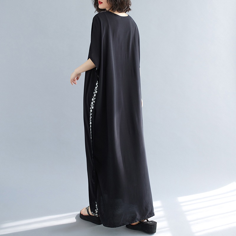 レディース マキシワンピース エスニック刺繍 オーバーサイズ 黒 ストレート ポンチョ袖 ワイド シンプル 大人 おしゃれ こなれ感 個性的 春 夏 30代 40代 50代 レディース お出かけ 休日