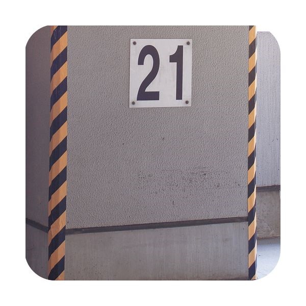 （まとめ）オカモト 布トラテープ 50mmx25m 赤/白 No.111トラRW 1巻 [x10]