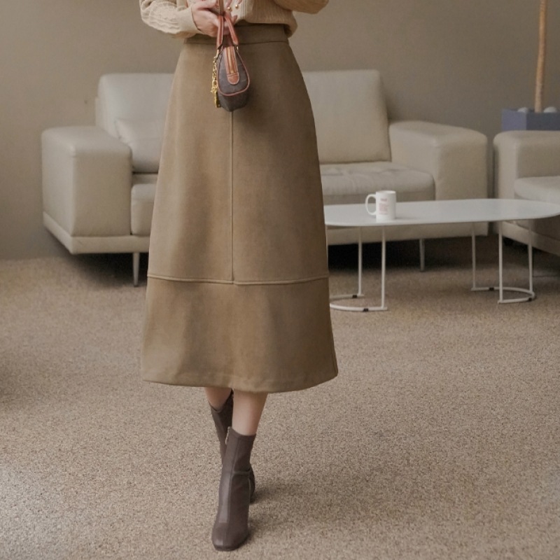 クリック＆ファニーシトリンスエードスカート