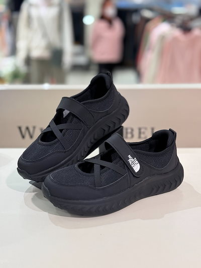 Qoo10] ザノースフェイス NS82R55 W MARTIS MAR : シューズ