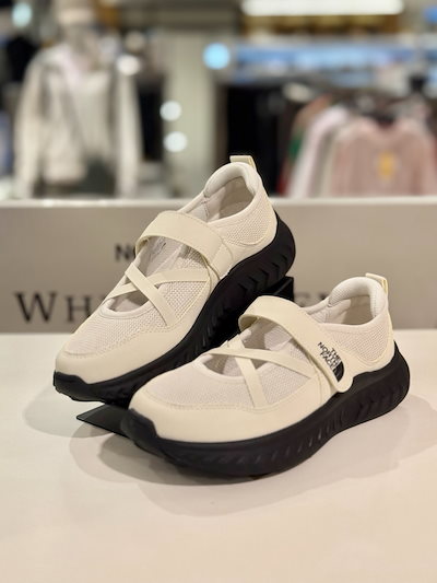 Qoo10] ザノースフェイス NS82R55 W MARTIS MAR : シューズ