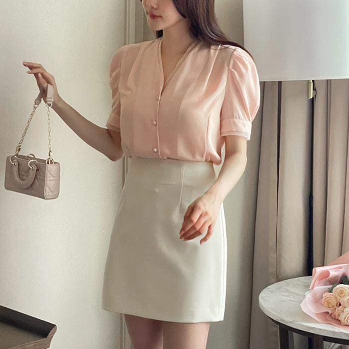 ブラウス レディース 半袖 Vネック 夏 パフ袖 オフィス お出かけ ブラウス レディース 半袖 Vネック 夏 パフ袖 オフィス お出かけ