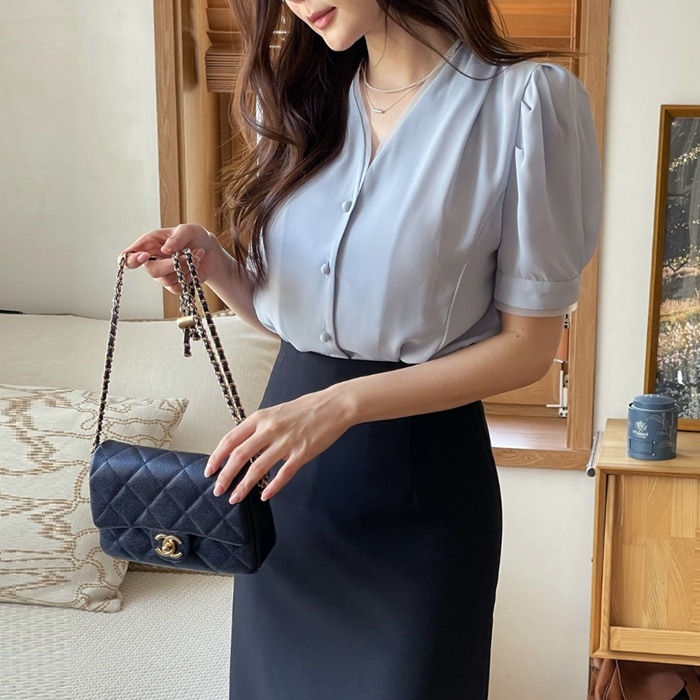 ブラウス レディース 半袖 Vネック 夏 パフ袖 オフィス お出かけ ブラウス レディース 半袖 Vネック 夏 パフ袖 オフィス お出かけ