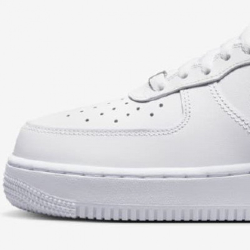 ナイキ エアフォース1 07 イージーオン オールブラック DX5883-100 ナイキ エアフォース1 07 イージーオン オールブラック DX5883-100