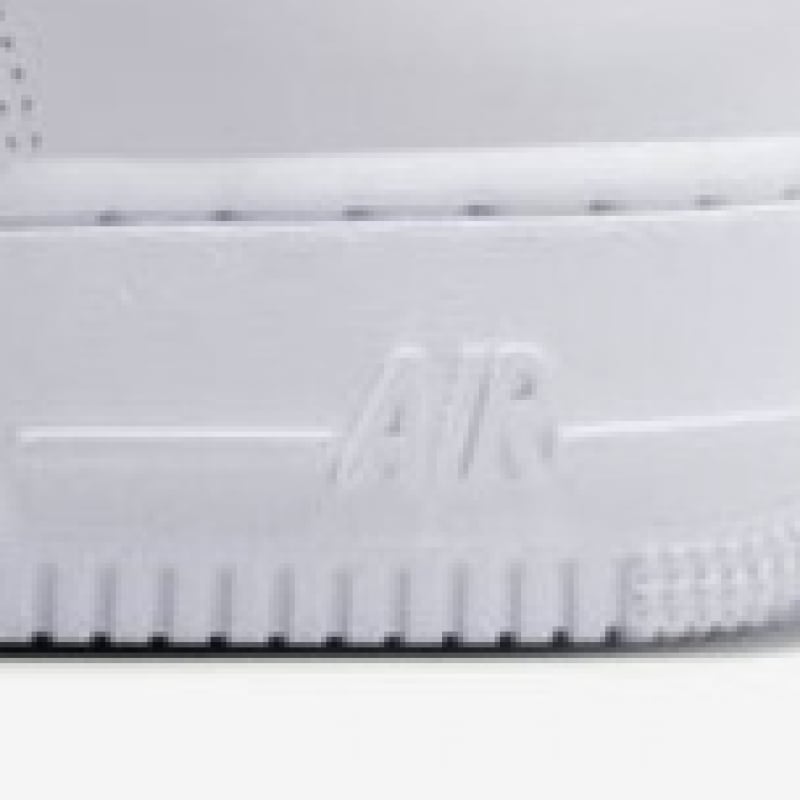 ナイキ エアフォース1 07 イージーオン オールブラック DX5883-100 ナイキ エアフォース1 07 イージーオン オールブラック DX5883-100