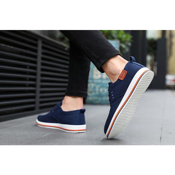 スニーカー メンズ 黒 カジュアルシューズ 靴 ハイカット ウォーキングシューズ くつ スポーツ 運動 おしゃれ シンプル 通気性 軽量 疲れない 紳士 春秋冬 スニーカー メンズ 黒 カジュアルシューズ 靴 ハイカット ウォーキングシューズ くつ スポーツ 運動 おしゃれ シンプル 通気性 軽量 疲れない 紳士 春秋冬