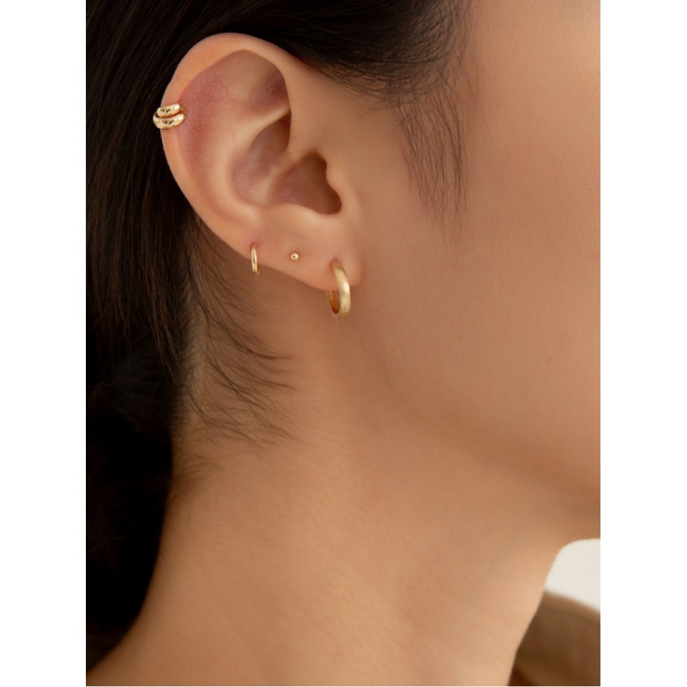 LUNNE 14k サンディンググロウ ワンタッチリングピアス (14kゴールド) LFE47 LUNNE 14k サンディンググロウ ワンタッチリングピアス (14kゴールド) LFE47