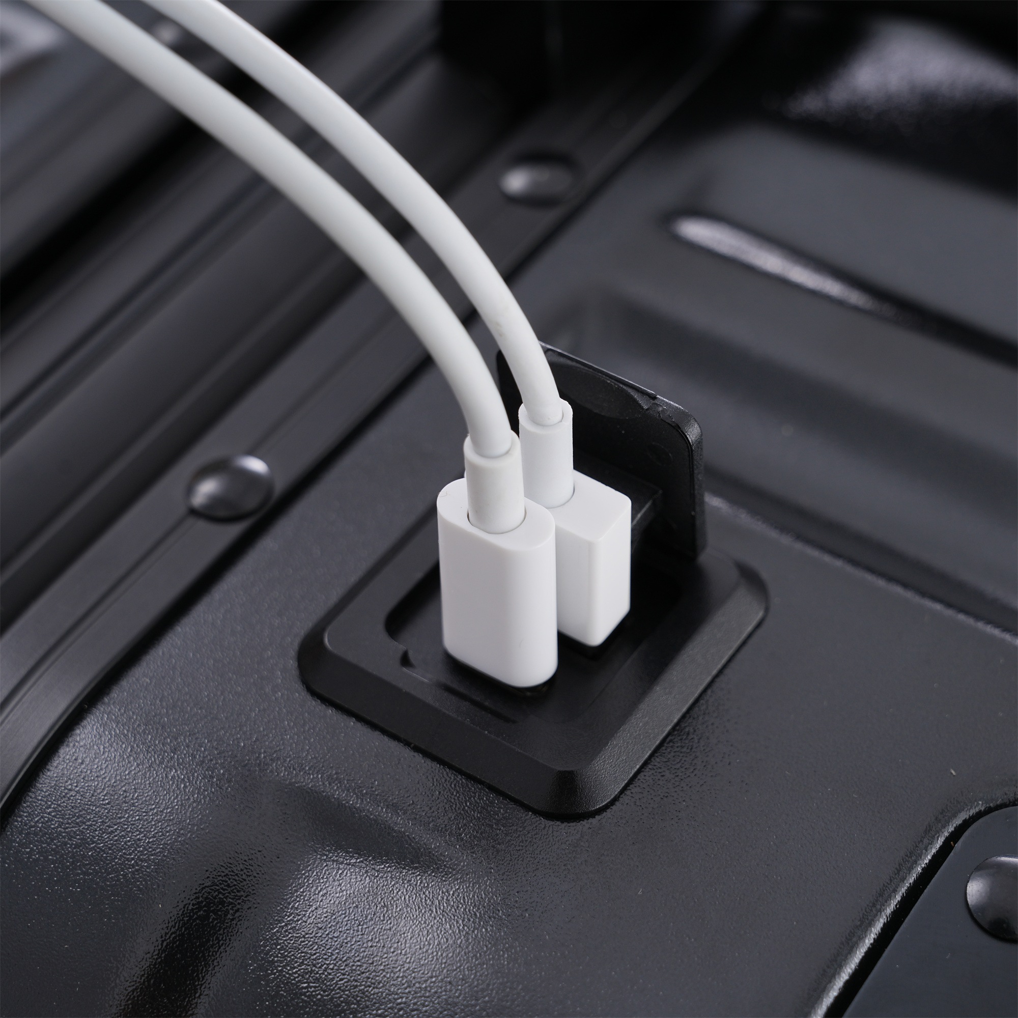 【2枚購入で100円OFF】スーツケース Mサイズ アルミ ストッパー付き USBポートドリンクホルダー キャリーケース キャリーバッグ 3日~7日 中型 トートバッグ ハンドバッグ レディース バッ 【2枚購入で100円OFF】スーツケース Mサイズ アルミ ストッパー付き USBポートドリンクホルダー キャリーケース キャリーバッグ 3日~7日 中型 トートバッグ ハンドバッグ レディース バッ