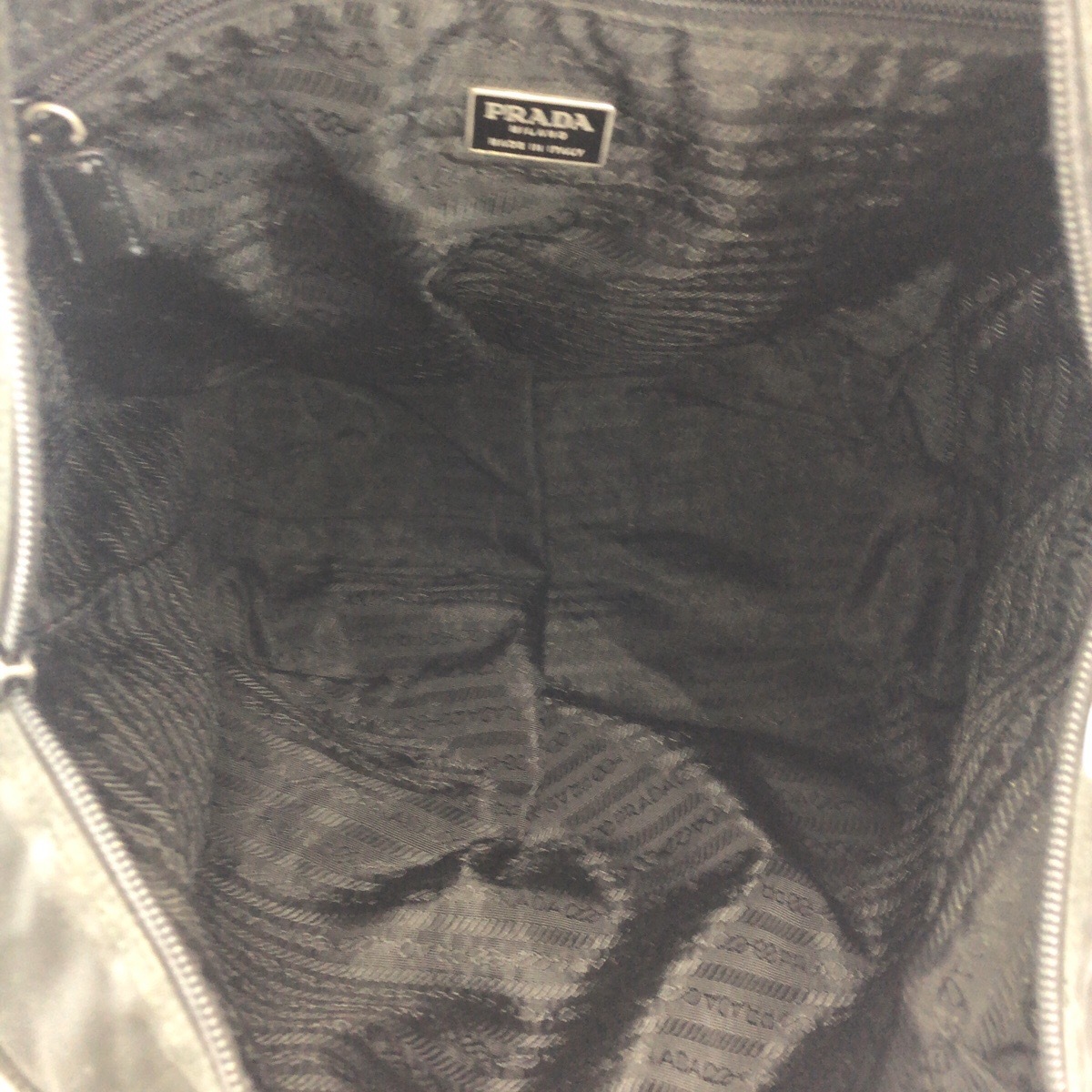 テスート 三角ロゴプレート ブラック 黒 ナイロン ショルダーバッグ ハンドバッグ 男女兼用 レディース 502547