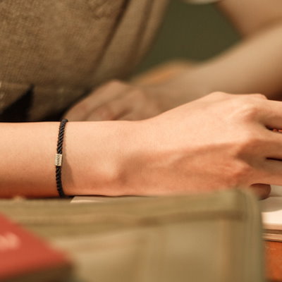 Qoo10] 【ENHYPENジョンウォン着用】MAR : 腕時計・アクセサリー